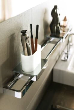 Axor Universal - Taza Para Higiene Bucal, Cromo 42834000 -Baño Suministros Tienda d416dd00d87413546c66664c