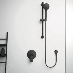 Ideal Standard Idealrain - Codo De Pared, Negro BC808XG -Baño Suministros Tienda de3608a61b6991feb0c53ee8